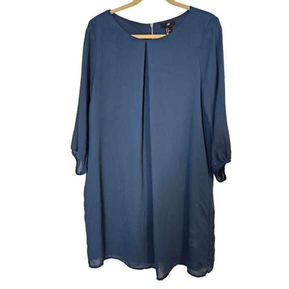 Beautiful blue dress. Size 10. - Picture 1 of 6